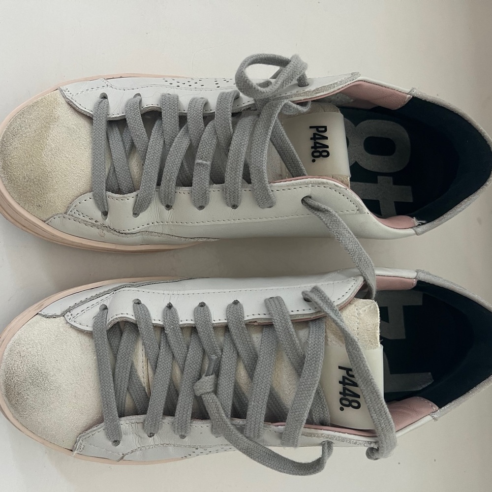 P448 Sneakers!